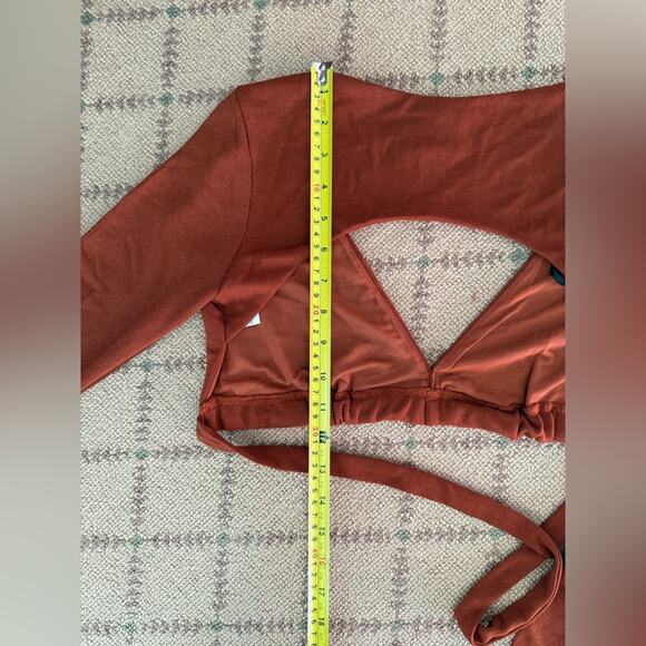 Princess Polly Burnt Orange V neck cropped top with tie back and cutout 4 - Picture 7 of 11
